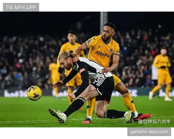 德甲转会热门球员近期表现稳健，备受各队关注