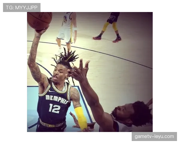 莫兰特突破拉开局面，挡拆配合提升季后赛得分效率