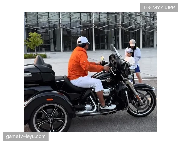 王楠买的那辆车，开出去邻居都要回头盯着半天呢